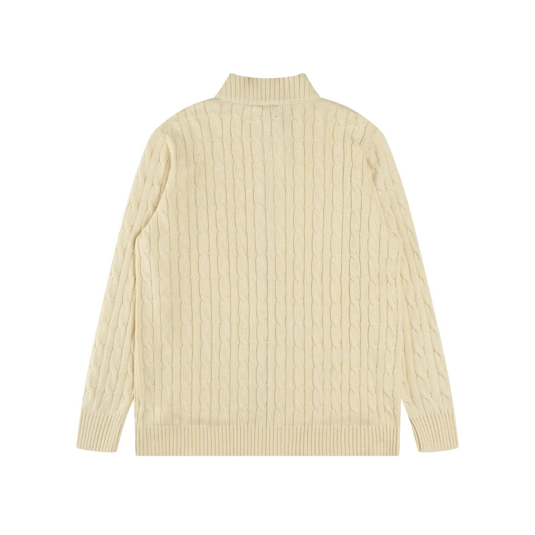 P260 #R98 RALPH LAUREN Ralph Lauren nine-color classic small label embroidery logo full zipper knitted cable cardigan sweater, high-density LOGO embroidery on the chest, original customization of tag accessories. Made of pure cotton yarn, pure cotton is skin-friendly and comfortable, small label war horse embroidered twist zipper cardigan sweater 🐎 high quality, follow the blogger to learn how to wear it! Let’s buy a Ralph Lauren cable sweater. It’s a super hard-to-find series after it became popular. It’s hard to find one on the official website. It’s simple and practical to wear, with a lazy and loose feel. The thickened fabric has more texture, feels soft and delicate, and has a loose fit. Whether worn alone or layered, you can wear different styles of fashion with just one piece!   Size：XS S M L